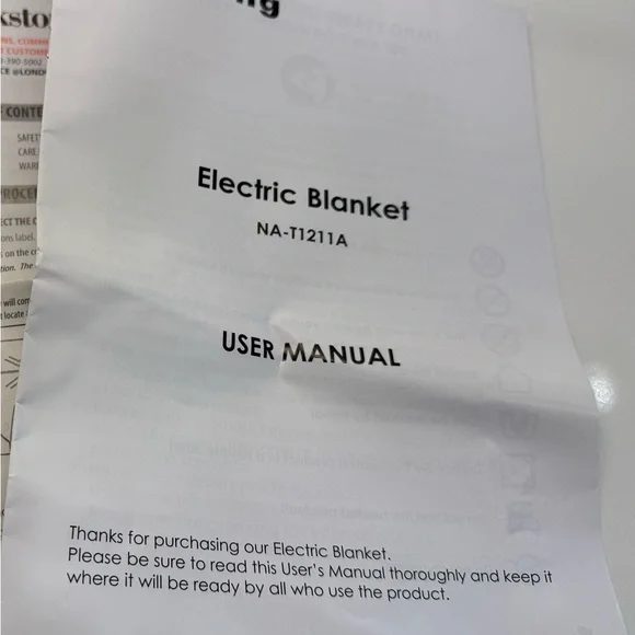 Flannel heated blanket throw - Picture 3 of 7